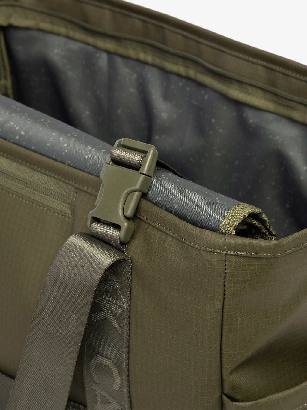 Terra 35L Water Resistant Zip Tote Bag